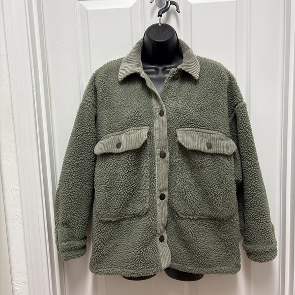 Zara Green Crop Sherpa Faux Fur Fleece Jacket With Corduroy Details Size‎ Medium - Picture 2 of 11